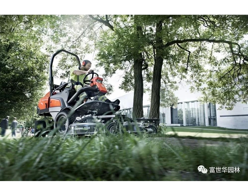 富世華草坪車系列